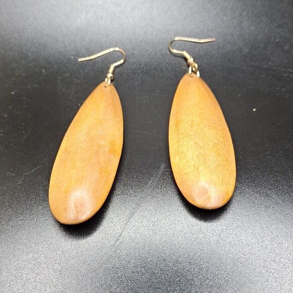 Long wooden drop earrings Bohemian jewelry - Picture 1 of 3